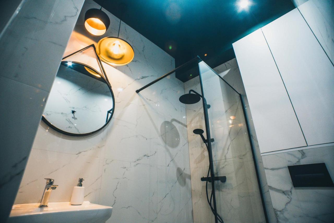 Leilighet Yourapart Starowka Z Jacuzzi Warszawa