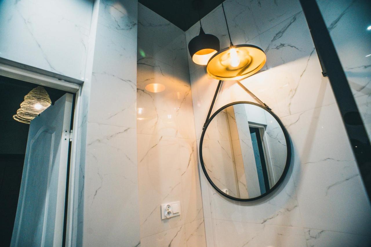 Yourapart Starowka Z Jacuzzi Lägenhet Warszawa